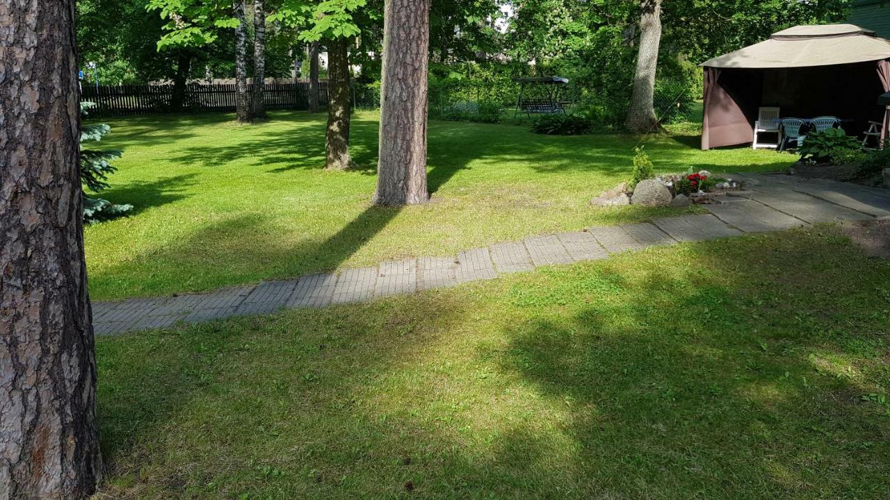 Villa Mini-House With Garden In Jūrkalne Extérieur photo